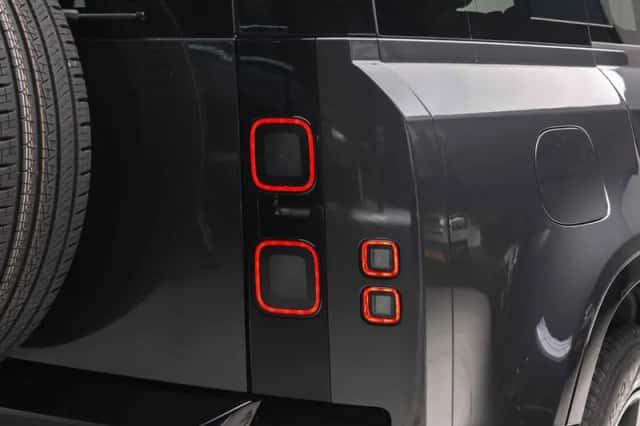 Land Rover Defender (2026) thumbnail 41