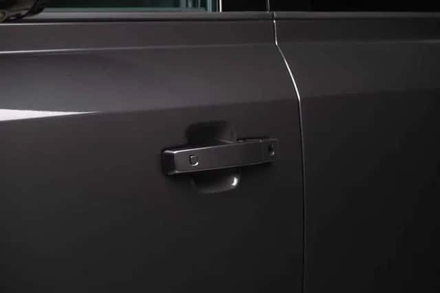 Land Rover Defender (2026) thumbnail 10