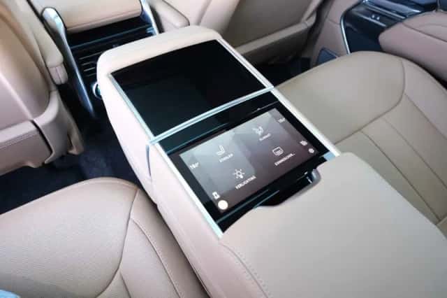 Land Rover Range Rover (2026) thumbnail 28