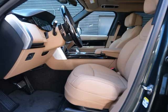 Land Rover Range Rover (2026) thumbnail 4