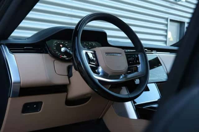 Land Rover Range Rover (2026) thumbnail 5