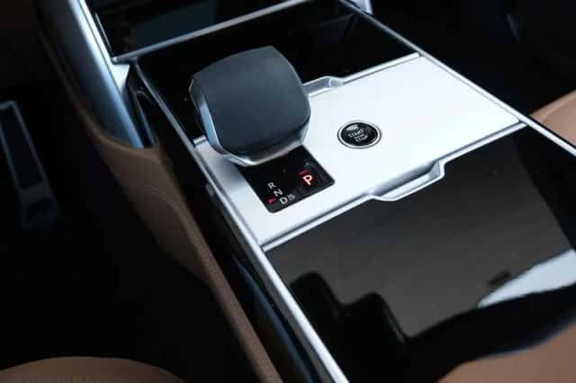Land Rover Range Rover (2026) thumbnail 43