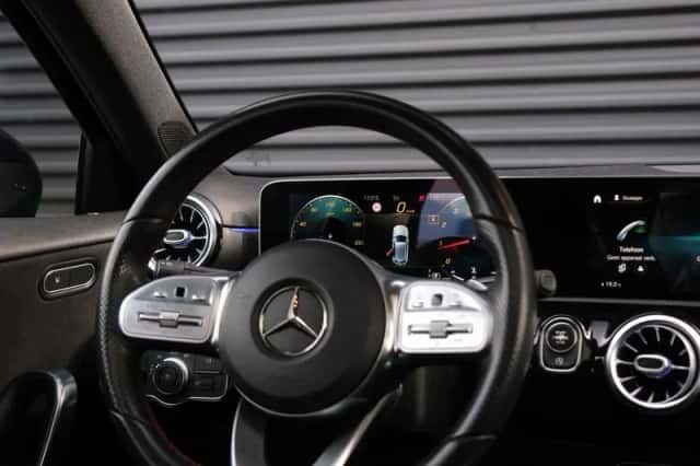 Mercedes-Benz A-Klasse (2018) thumbnail 30