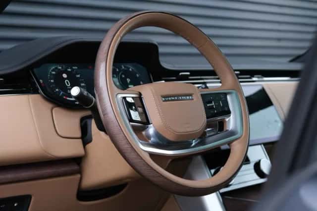 Land Rover Range Rover (2023) thumbnail 19