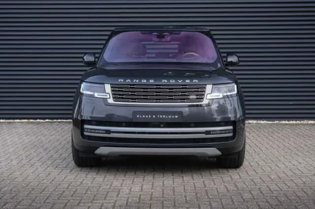 Land Rover Range Rover (2023) thumbnail 3