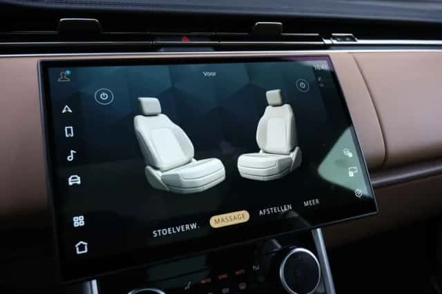 Land Rover Range Rover (2023) thumbnail 54