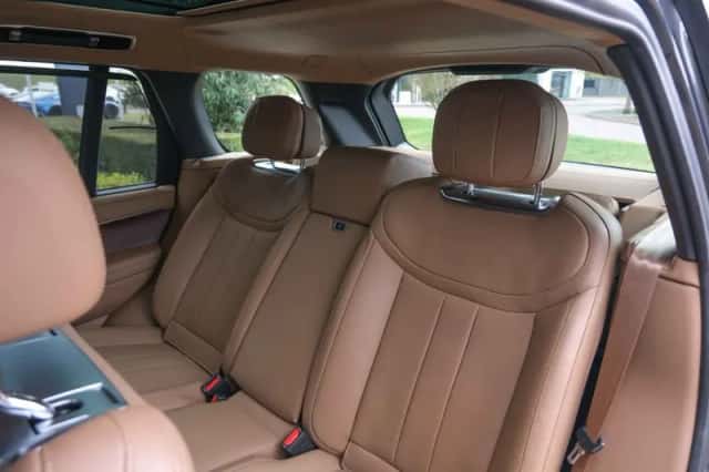 Land Rover Range Rover (2023) thumbnail 8