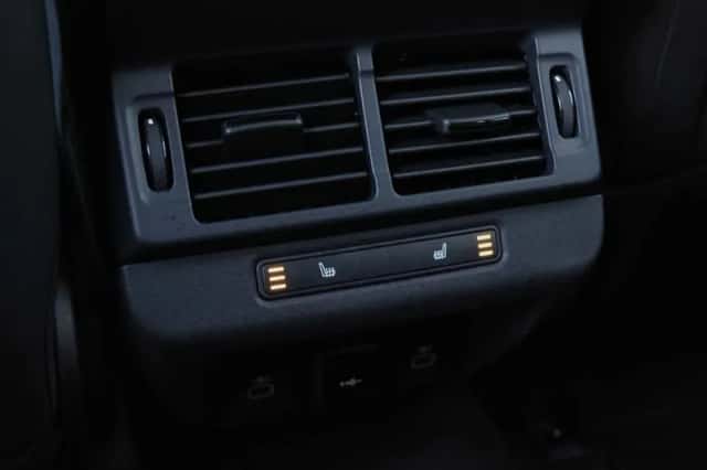 Land Rover Range Rover Evoque (2026) thumbnail 32