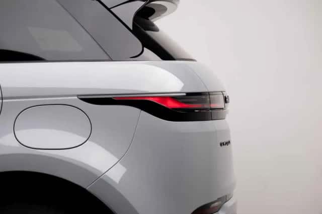 Land Rover Range Rover Evoque (2026) thumbnail 9