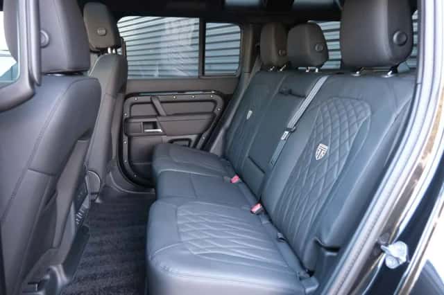 Land Rover Defender (2026) thumbnail 5