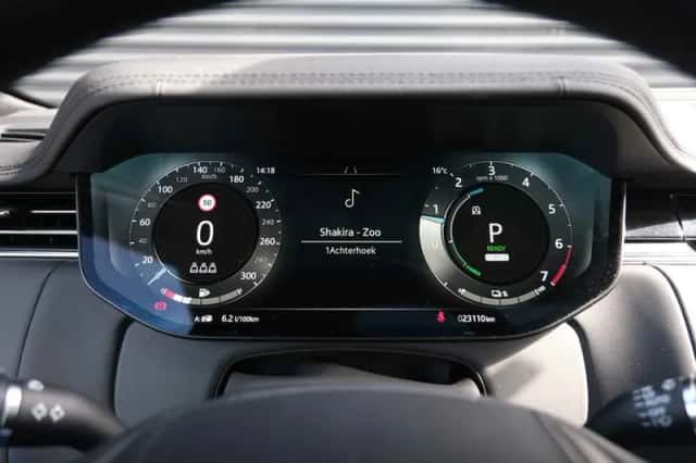Land Rover Range Rover (2024) thumbnail 31