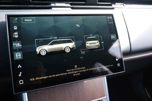 Land Rover Range Rover (2024) thumbnail 41
