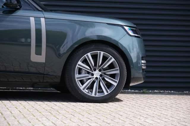 Land Rover Range Rover (2024) thumbnail 8