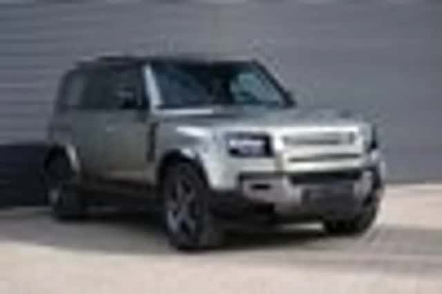 Land Rover Defender (2022) thumbnail 57