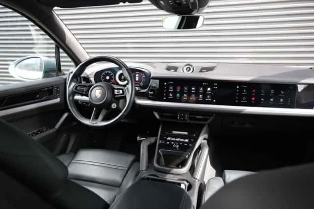 Porsche Cayenne (2024) thumbnail 31