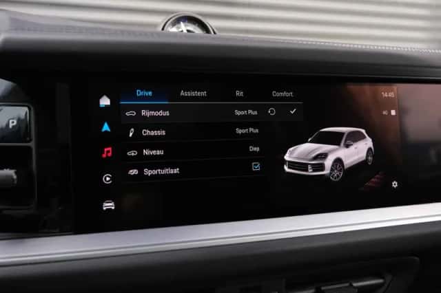 Porsche Cayenne (2024) thumbnail 45
