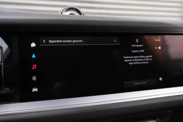 Porsche Cayenne (2024) thumbnail 49