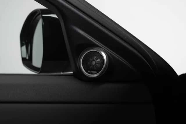 Land Rover Range Rover Evoque (2026) thumbnail 18