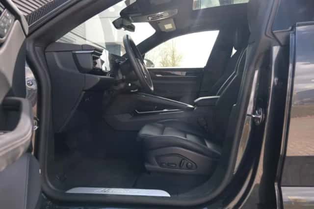 Porsche Macan (2026) thumbnail 14