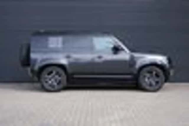Land Rover Defender (2022) thumbnail 50