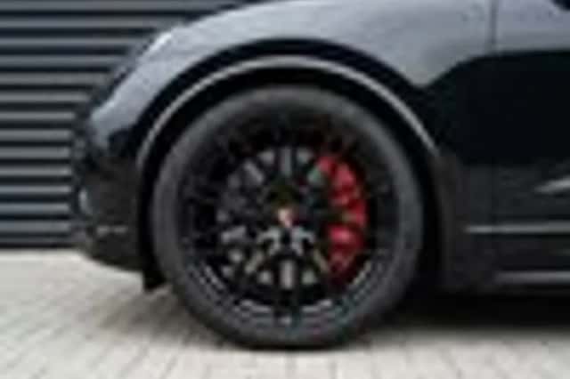 Porsche Macan (2026) thumbnail 16