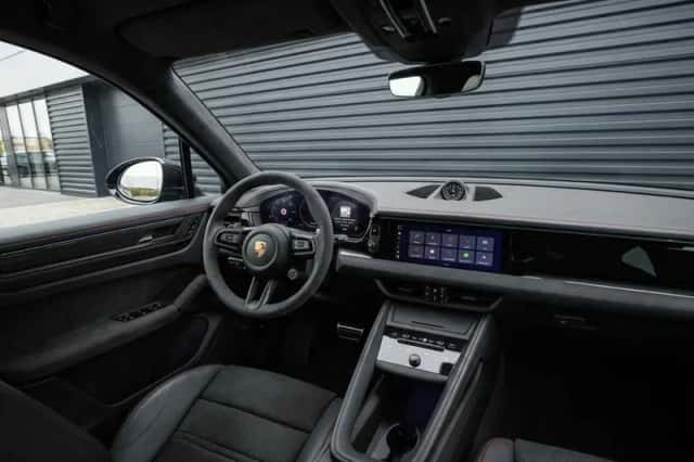 Porsche Macan (2026) thumbnail 7