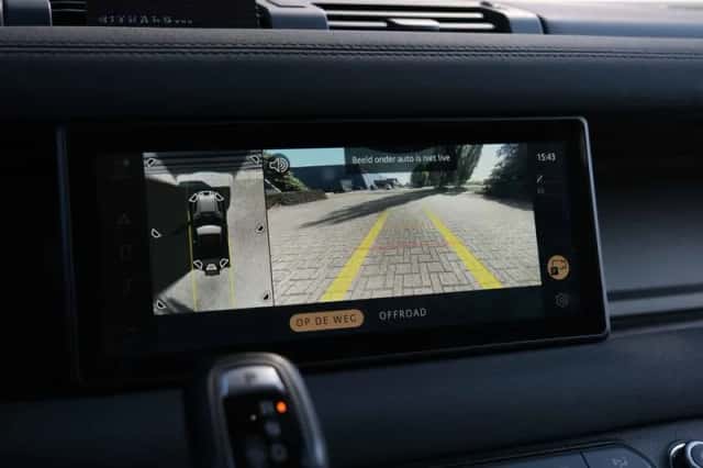 Land Rover Defender (2022) thumbnail 43