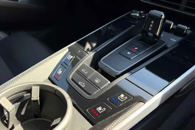 Porsche 911 (2019) thumbnail 14