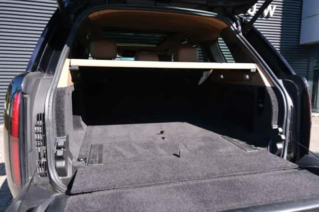 Land Rover Range Rover (2022) thumbnail 11
