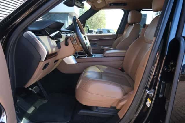Land Rover Range Rover (2022) thumbnail 14