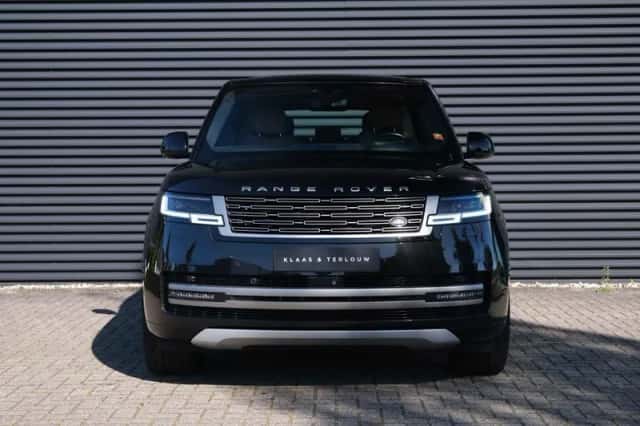 Land Rover Range Rover (2022) thumbnail 3