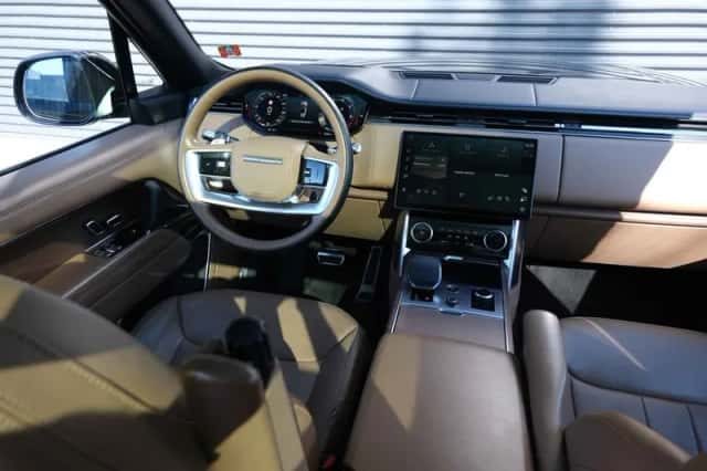 Land Rover Range Rover (2022) thumbnail 29
