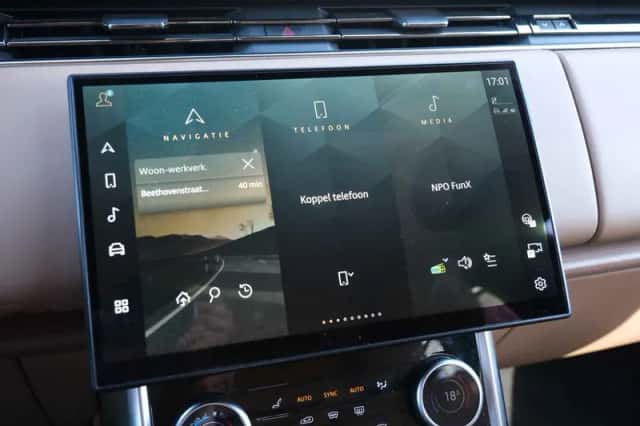 Land Rover Range Rover (2022) thumbnail 34