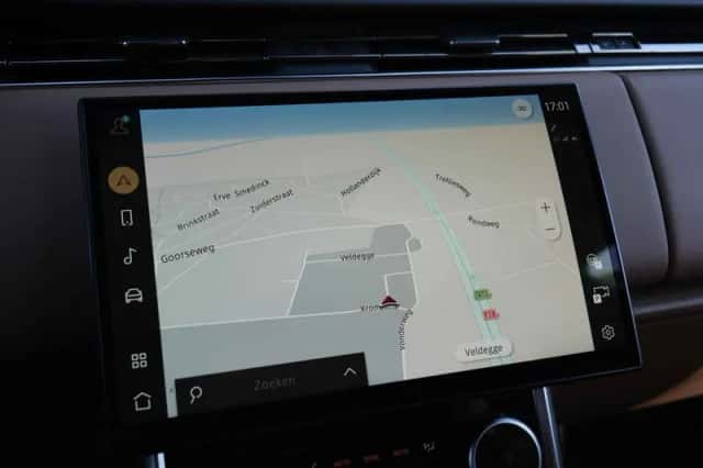 Land Rover Range Rover (2022) thumbnail 35