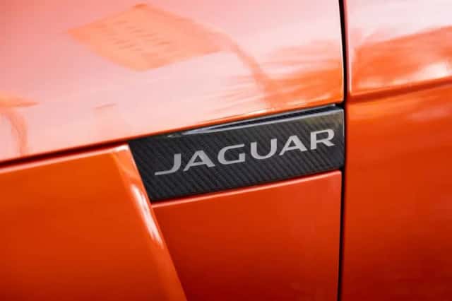 Jaguar F-Type (2016) thumbnail 13