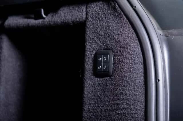 Land Rover Range Rover Sport (2018) thumbnail 21