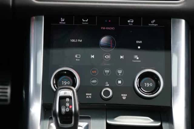 Land Rover Range Rover Sport (2018) thumbnail 37