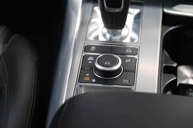Land Rover Range Rover Sport (2018) thumbnail 39