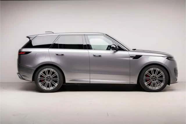 Land Rover Range Rover Sport (2023) thumbnail 13