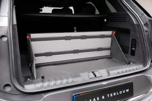 Land Rover Range Rover Sport (2023) thumbnail 22