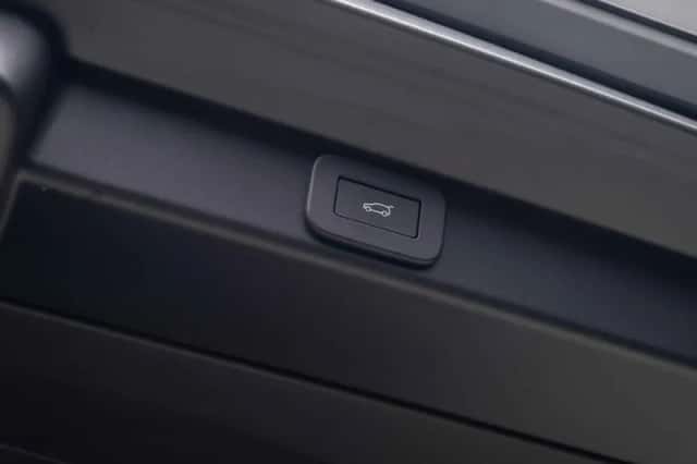 Land Rover Range Rover Sport (2023) thumbnail 24