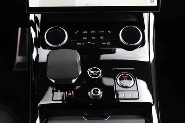 Land Rover Range Rover Sport (2023) thumbnail 37