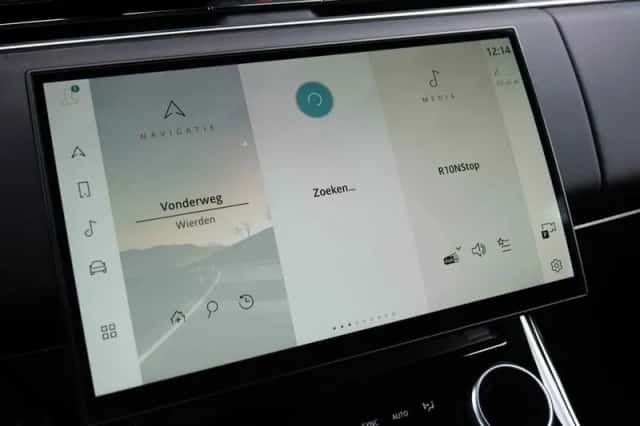 Land Rover Range Rover Sport (2023) thumbnail 40