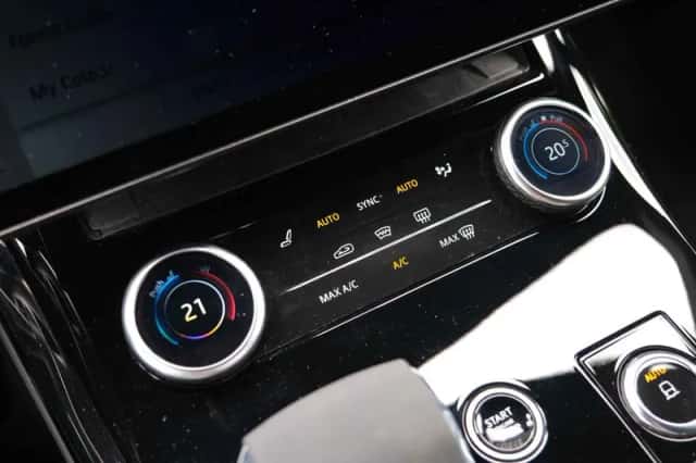 Land Rover Range Rover Sport (2023) thumbnail 51
