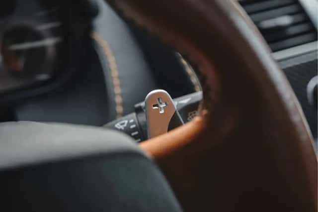 Aston Martin V8 Vantage (2008) thumbnail 19