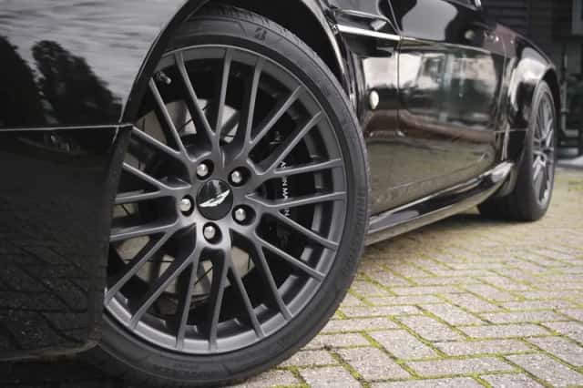 Aston Martin V8 Vantage (2008) thumbnail 8