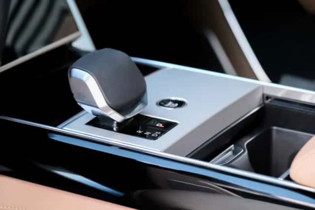 Land Rover Range Rover (2026) thumbnail 19