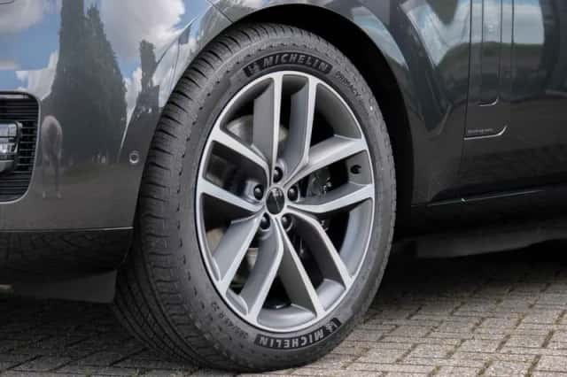 Land Rover Range Rover (2026) thumbnail 3