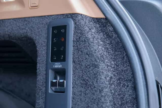 Land Rover Range Rover (2026) thumbnail 26