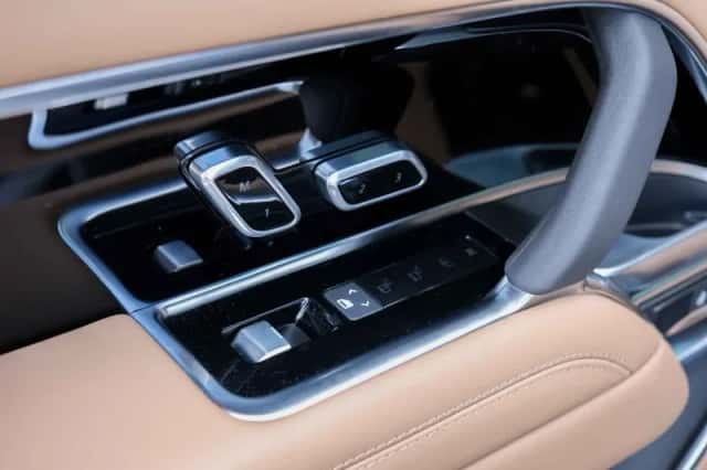 Land Rover Range Rover (2026) thumbnail 29